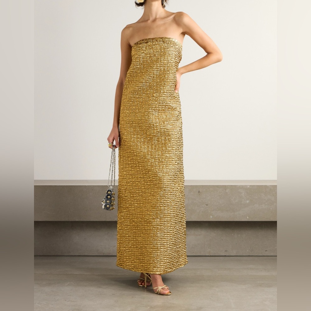 Dima Ayad off the shoulder metallic cloque gown - Picture 5 of 5